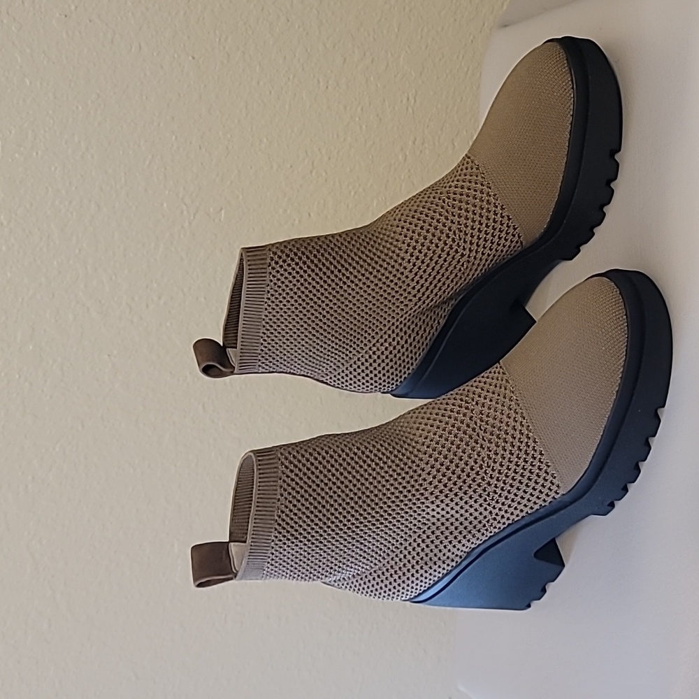 Eileen Fisher Antelope Korma Bootie Size 7.5